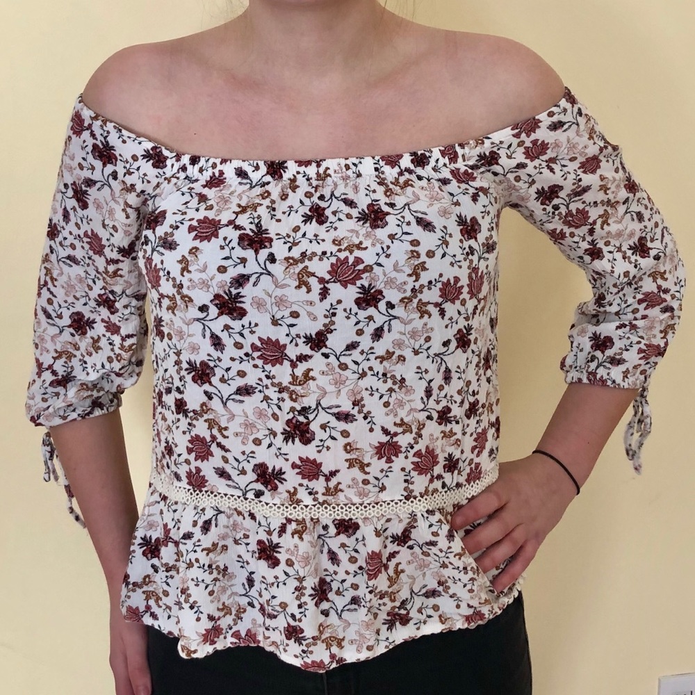 American Eagle Off The Shoulder Blouse